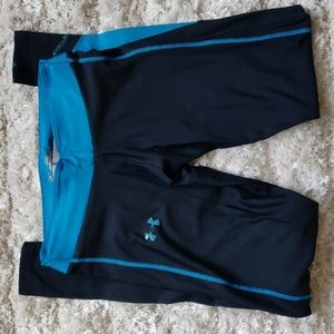 EUC Under Armour colorblock compression leggings